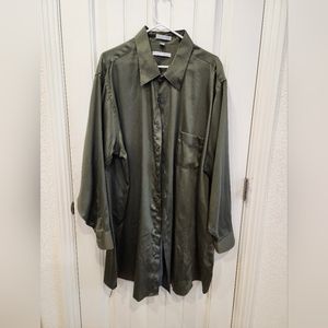 Olive green Big & Tall Geoffeey Beene long sleeve dress shirt, size 20